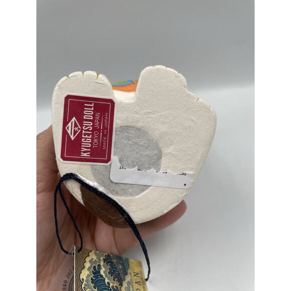 NEW 5” Hand Made Paper Mache Kyugetsu Doll Cat “Maneki-Neko” Made In Japan - Picture 7 of 8